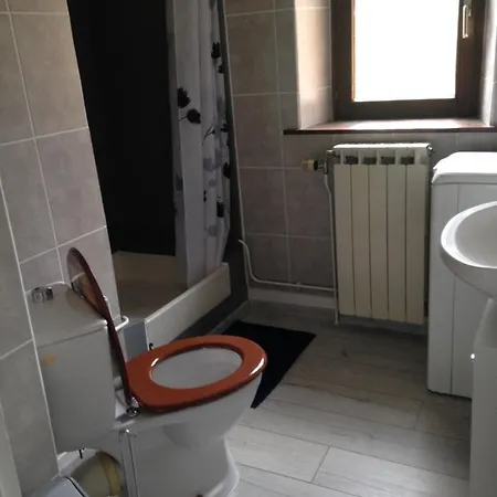 Dom wakacyjny Location Demi Maison A 300m De La Base De Loisirs Et Piste Cyclable Au Dessus De La Maison Saulxures-sur-Moselotte